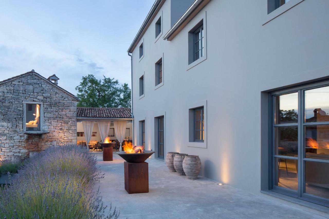 Br Villas By Rent Istria Radetići エクステリア 写真