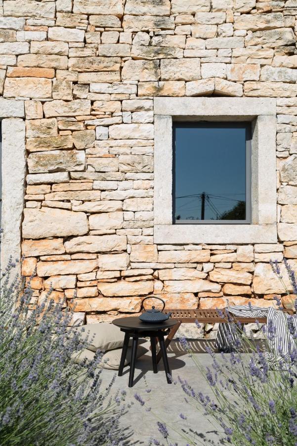Br Villas By Rent Istria Radetići エクステリア 写真